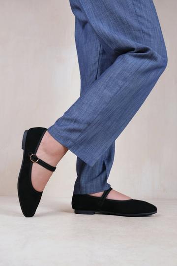 Black 'Berlin' Ballet Toe Pump With Strap