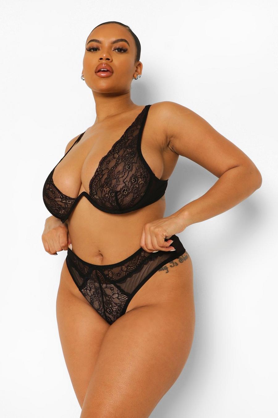 Women's Plus Underwired Lace Lingerie Set