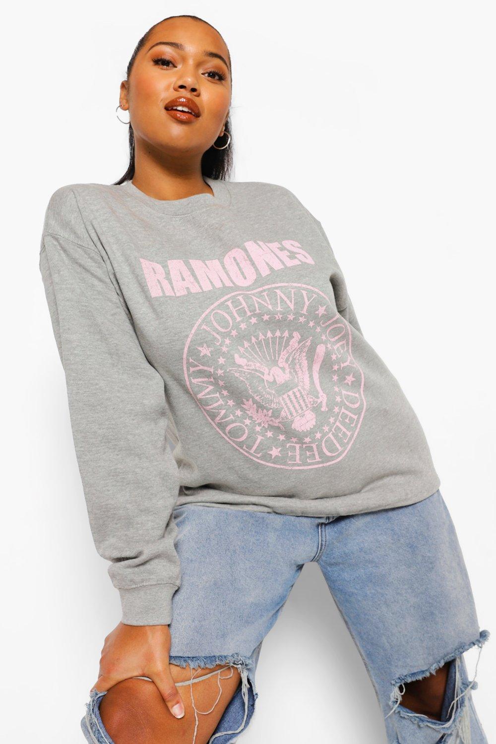 Sudadera estampada con dise o con licencia Ramones en tono pastel Plus