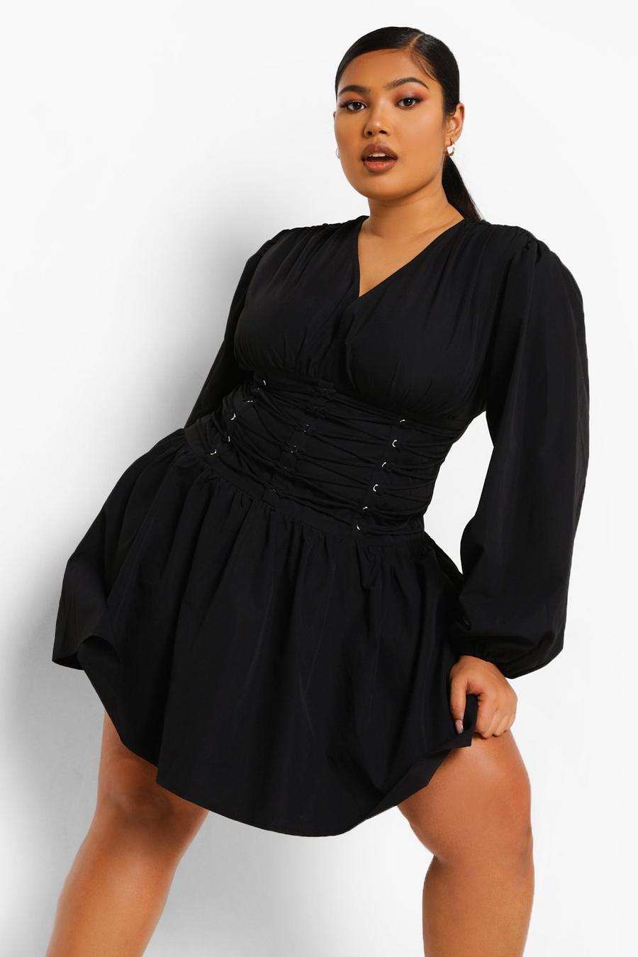 Plus geschnürtes Skater-Kleid mit tiefem Ausschnitt, Schwarz image number 1