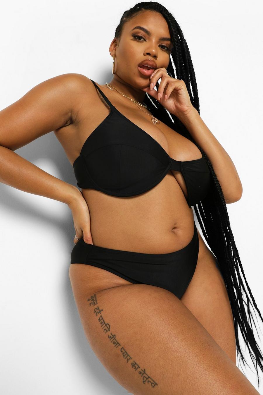 Braguitas de bikini brasileñas de cintura baja Essentials Plus, Negro image number 1