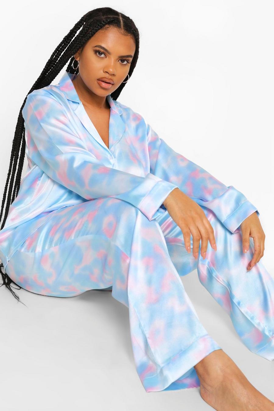 Plus Pastellfarbener Pyjama aus Satin in Batik-Optik, Babyblau image number 1