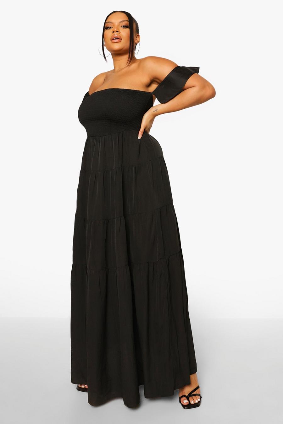 שחור שמלת מקסי מדורגת עם כתפיים חשופות, מידות גדולות image number 1