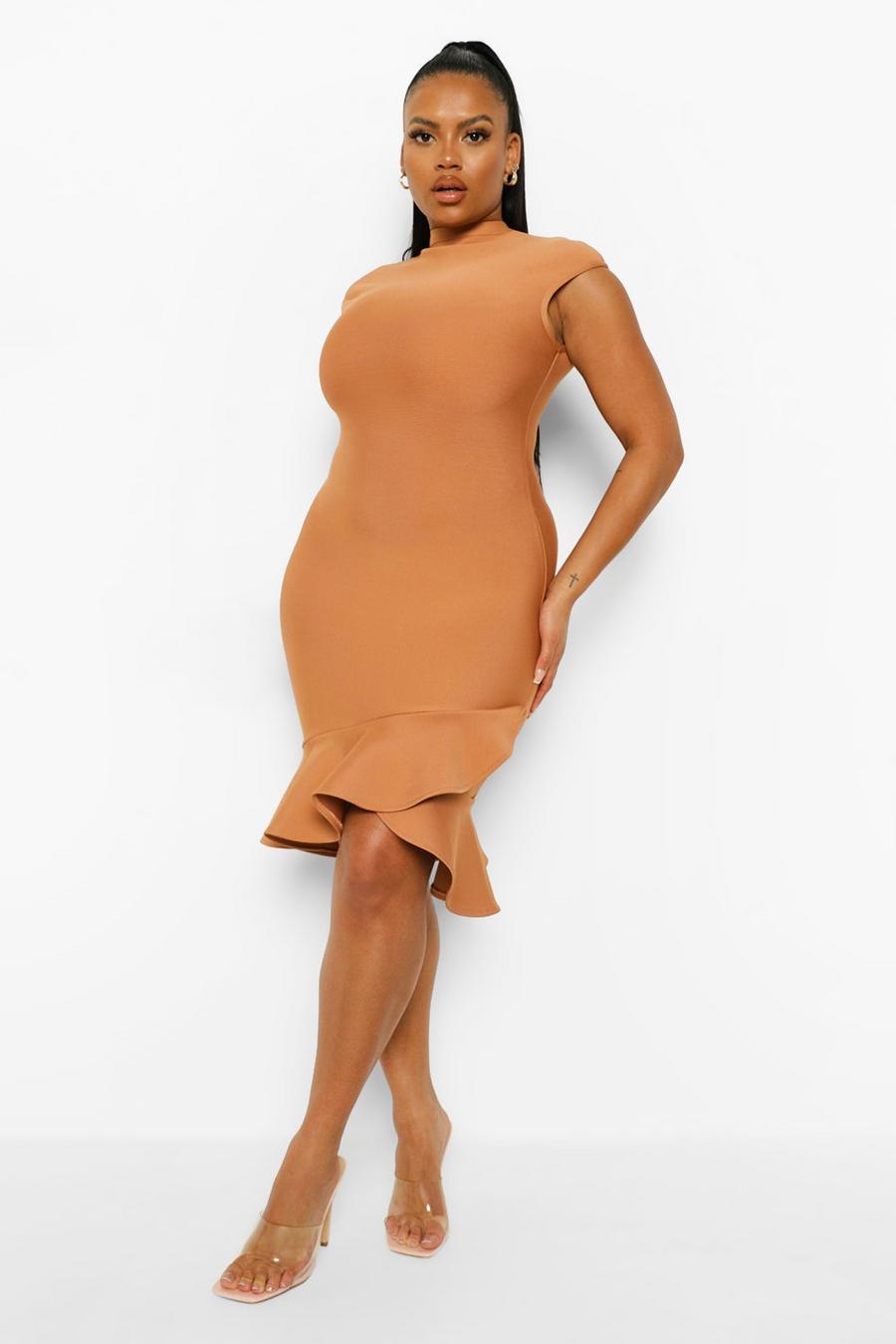 צבע קאמל שמלת בנדג' מיני מחטבת עם מכפלת מלמלה, מידות גדולות image number 1