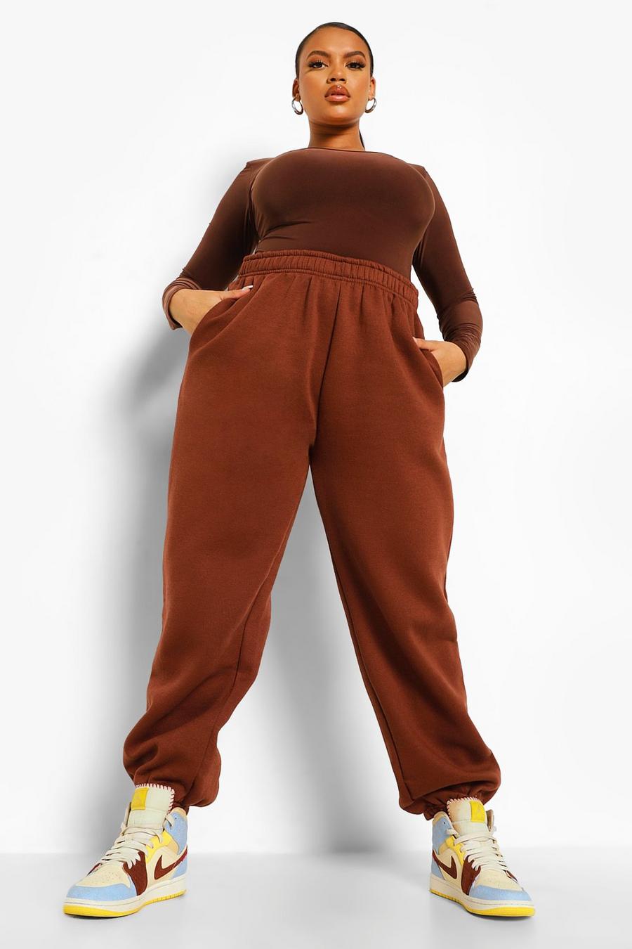 Pantaloni tuta oversize in pile sul retro Plus, Cioccolato image number 1