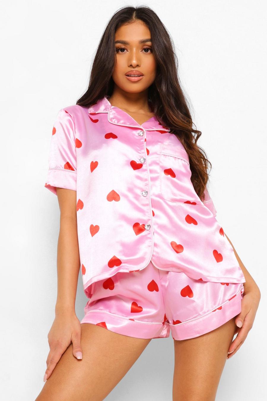 Red Petite Hartjes Pyjama Set Met Shorts image number 1