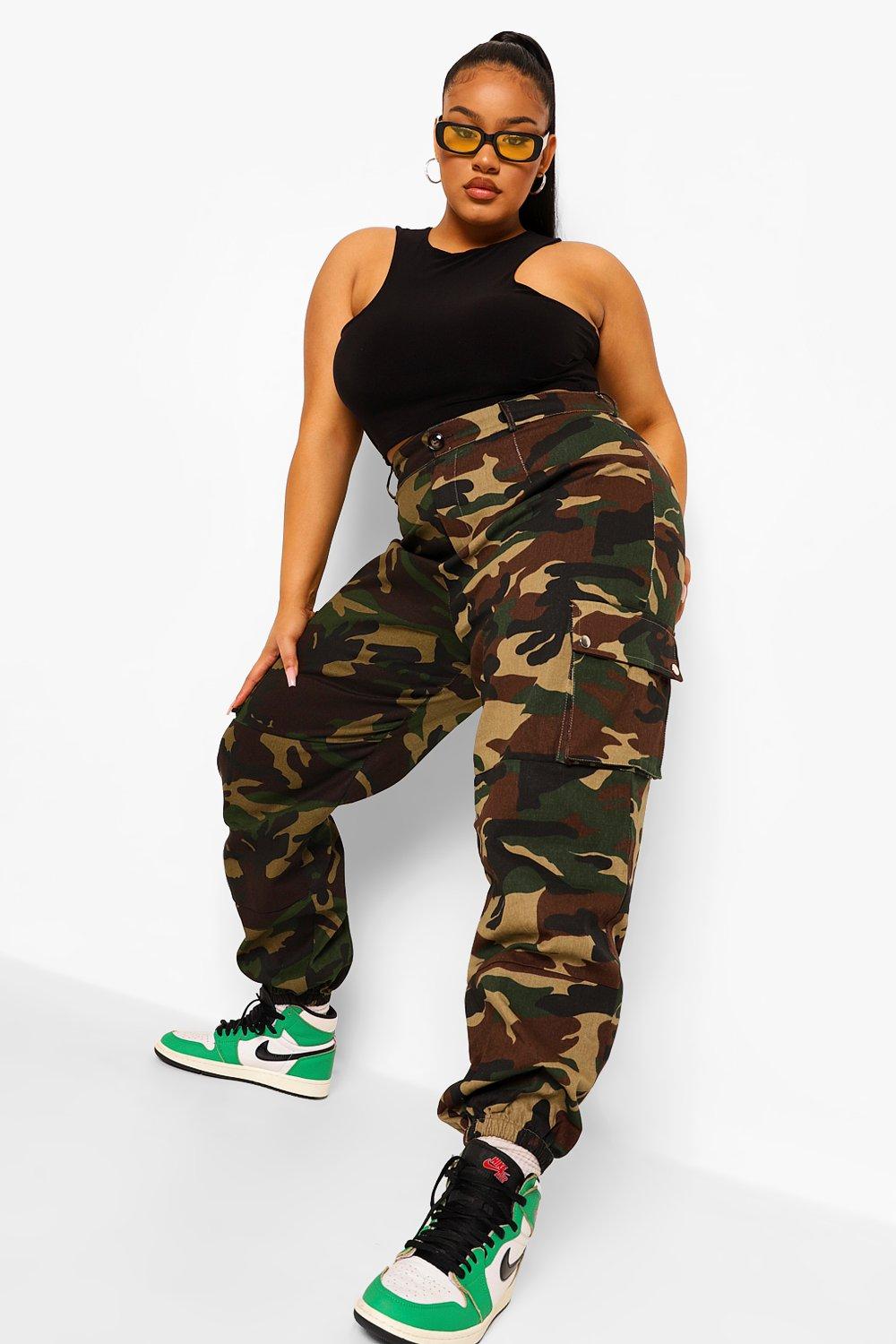 Plus Size Camo Print Twill Bralette