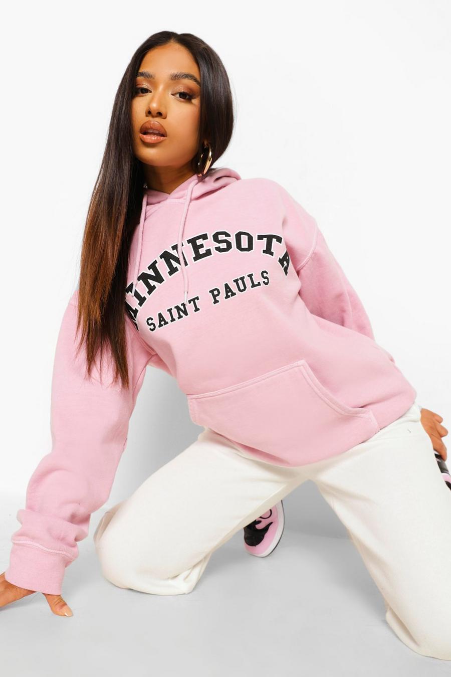 Baby pink Petite - "Minnesota" Överfärgad hoodie med slogan image number 1