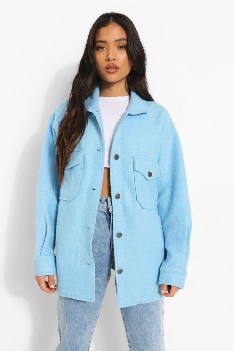 Camisa estilo chaqueta ancha con detalle de bolsillo Petite, Azul pálido image number 1
