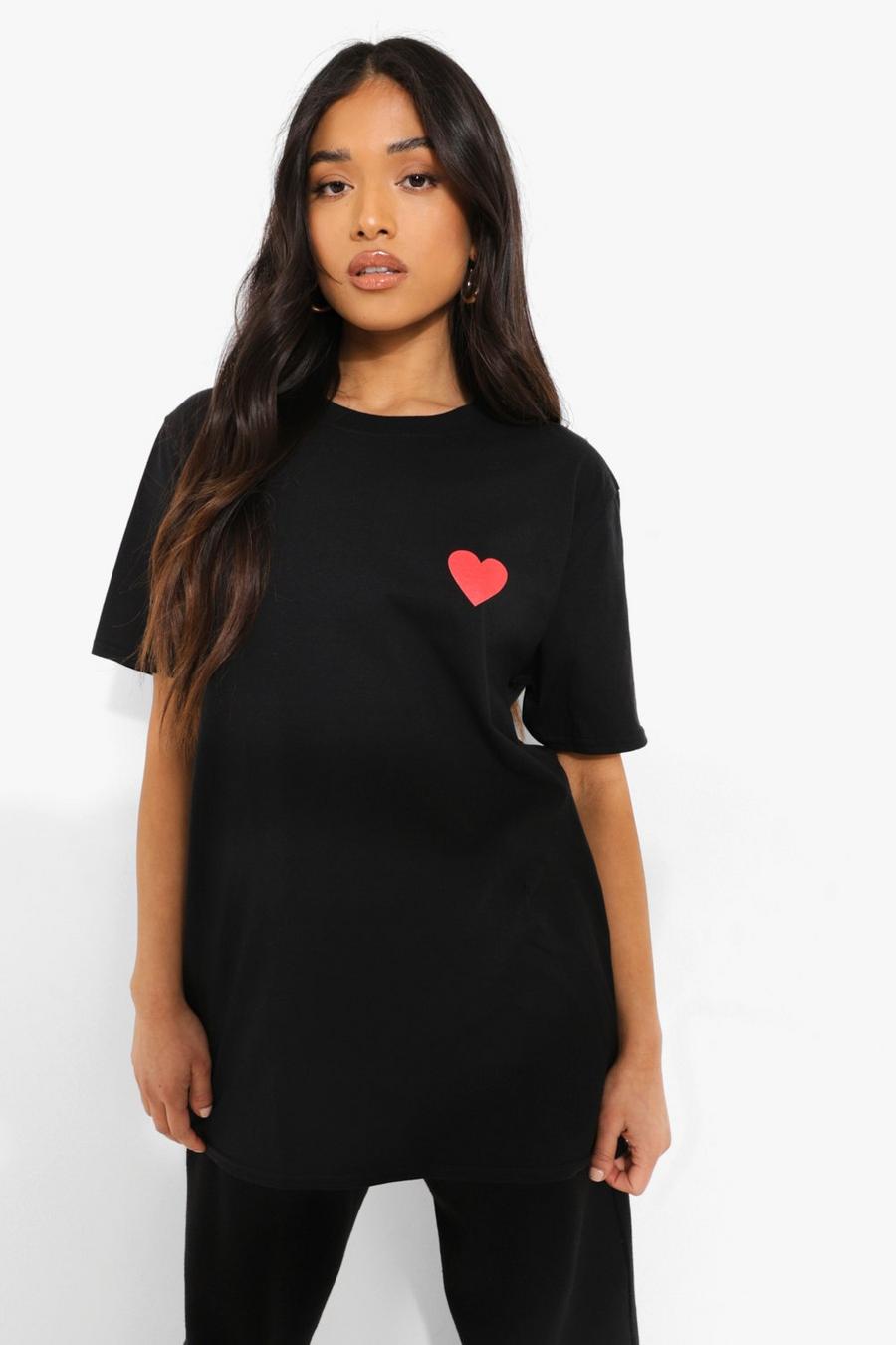 Camiseta con bolsillo con estampado de corazón Petite, Negro image number 1