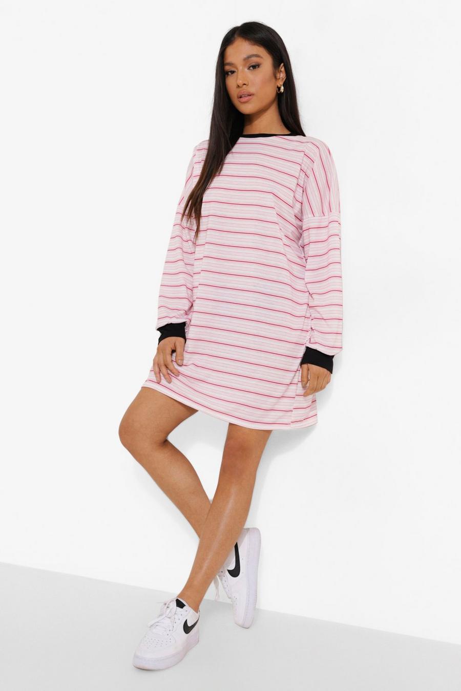 Abito t-shirt oversize a righe Petite, Rosa image number 1