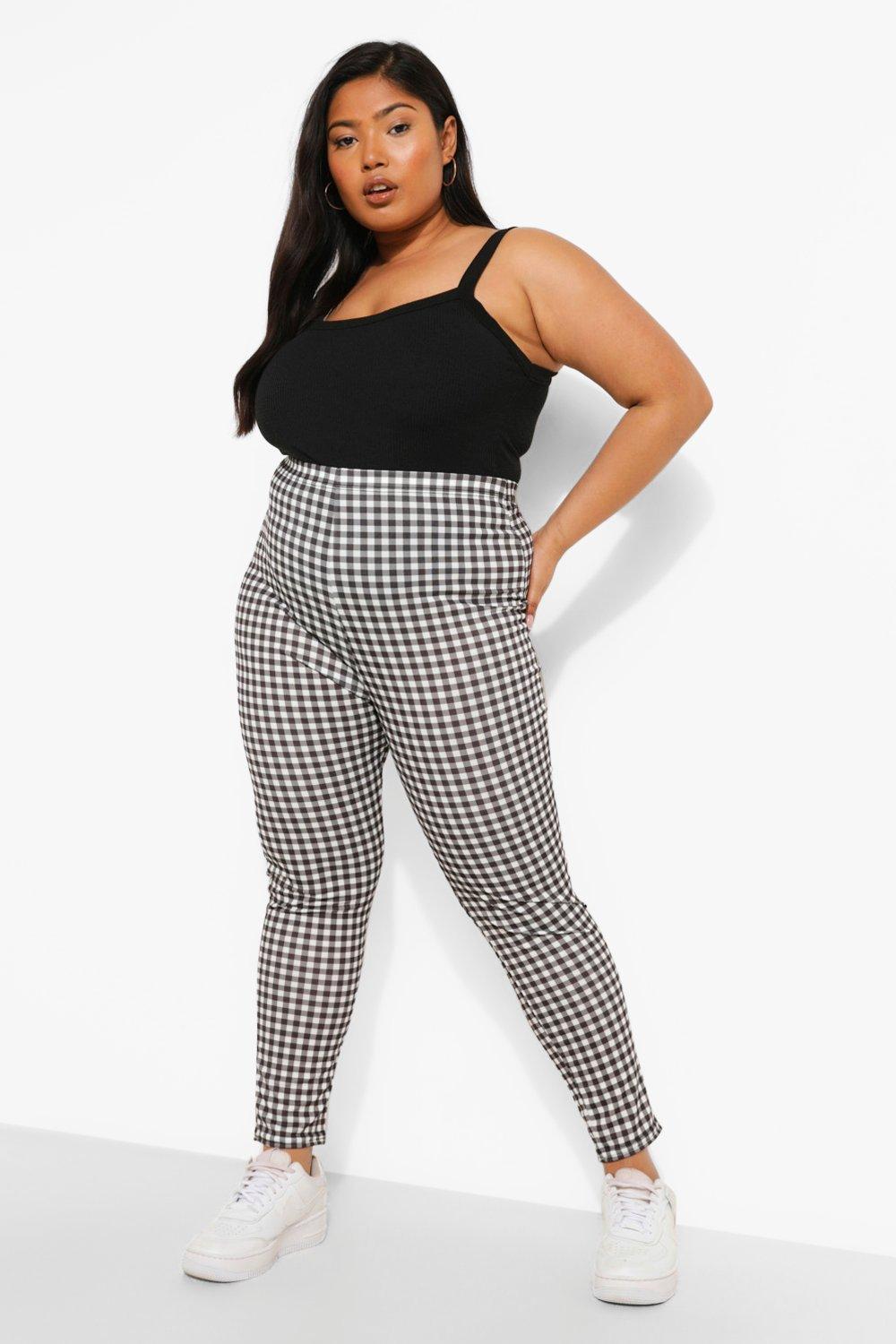 https://media.boohoo.com/i/boohoo/pzz04019_black_xl_2/mujer-negro-leggings-ajustados-de-cuadros-vichy-plus