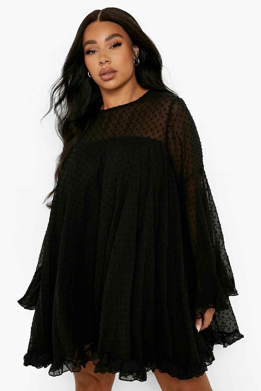 Black svart Plus - Plisserad klänning i prickig mesh