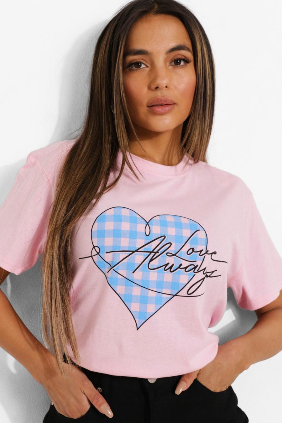 T-shirt Petite a quadretti gingham con stampa di cuore e scritta, Rosa pallido image number 1