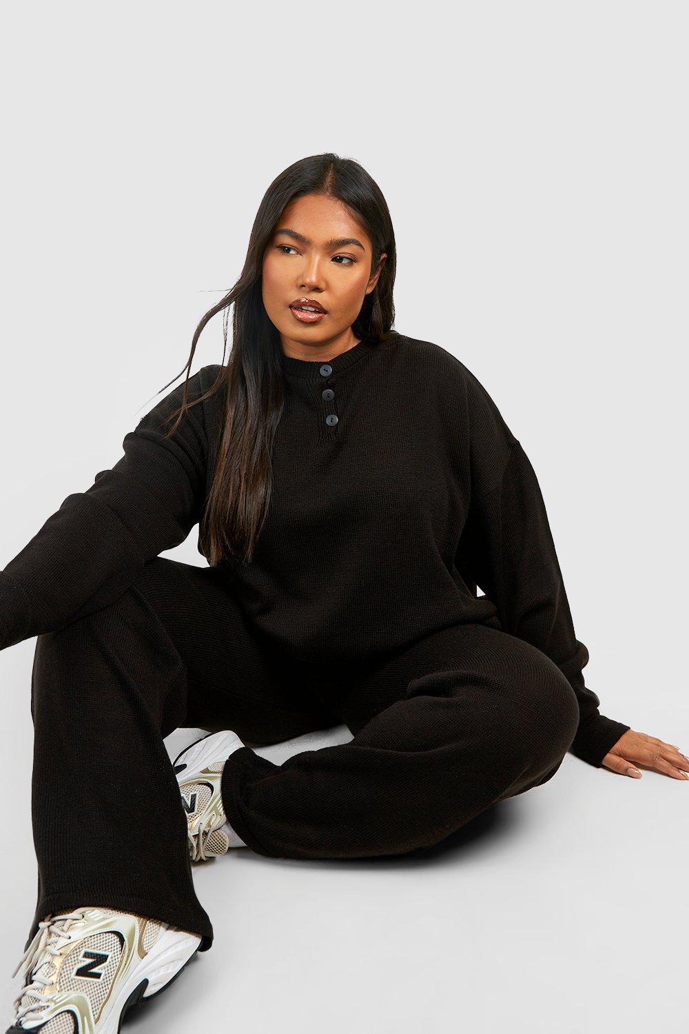 https://media.boohoo.com/i/boohoo/pzz04832_black_xl_2/female-black-plus-knitted-crew-neck-sweater-&-pants-set