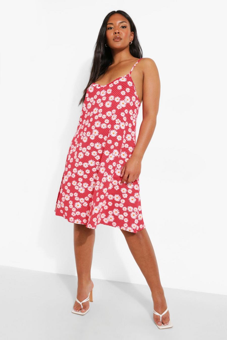 Red Plus Daisy Print Swing Dress image number 1