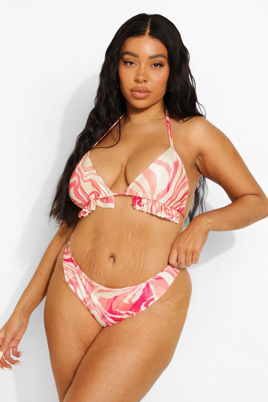 Pink Plus - Mönstrad bikinitopp med volanger image number 1