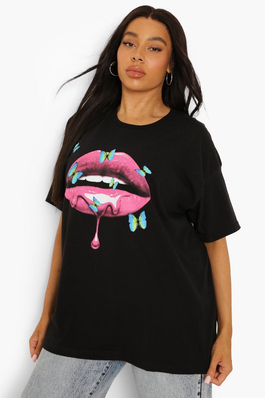 Black Plus - T-shirt med läppar och fjärilar image number 1