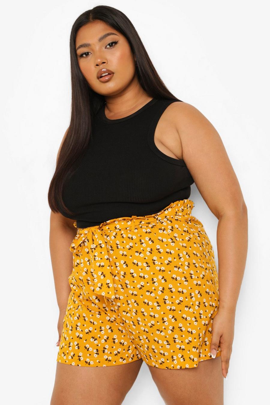 Yellow Plus Woven Ditsy Floral Tailored Belted Shorts image number 1