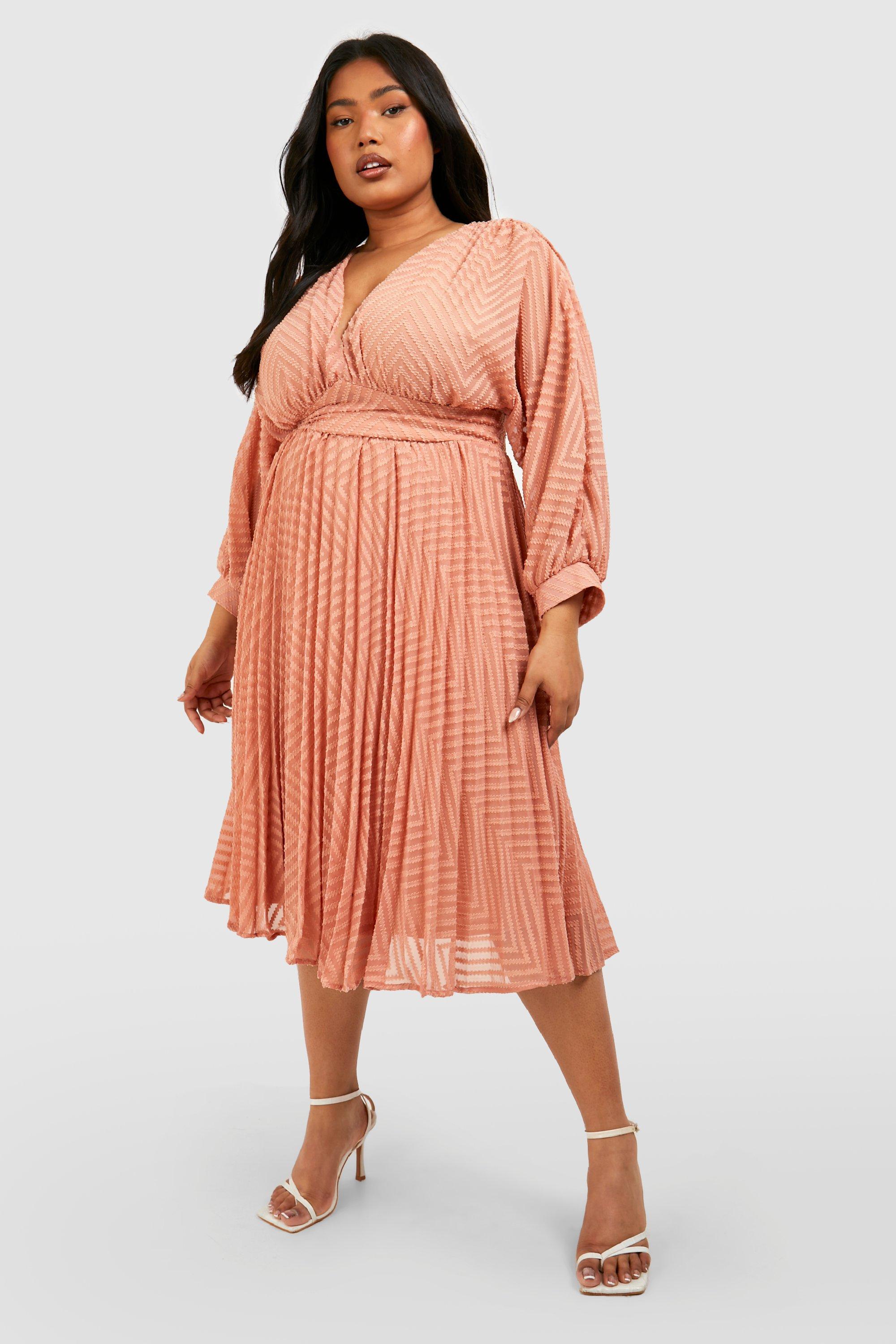 Boohoo curve outlet dresses uk