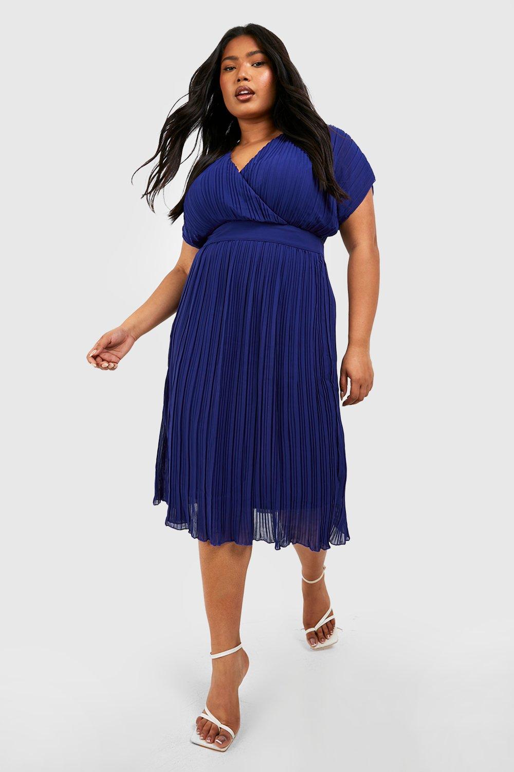 Plus Occasion Pleated Wrap Midi Dress boohoo