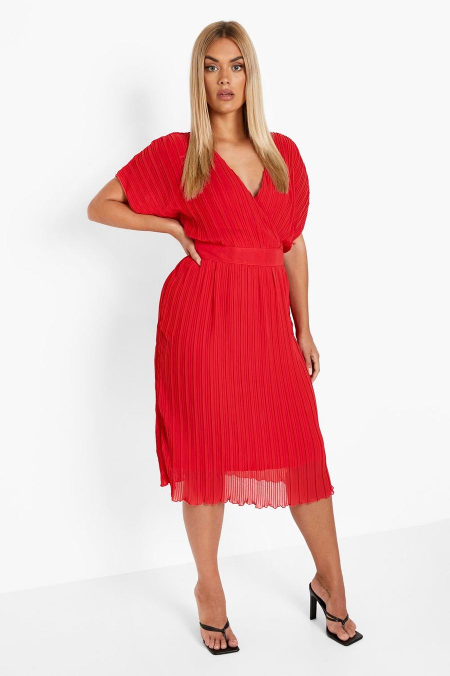 Red röd Plus Occasion Pleated Wrap Midi Dress image number 1