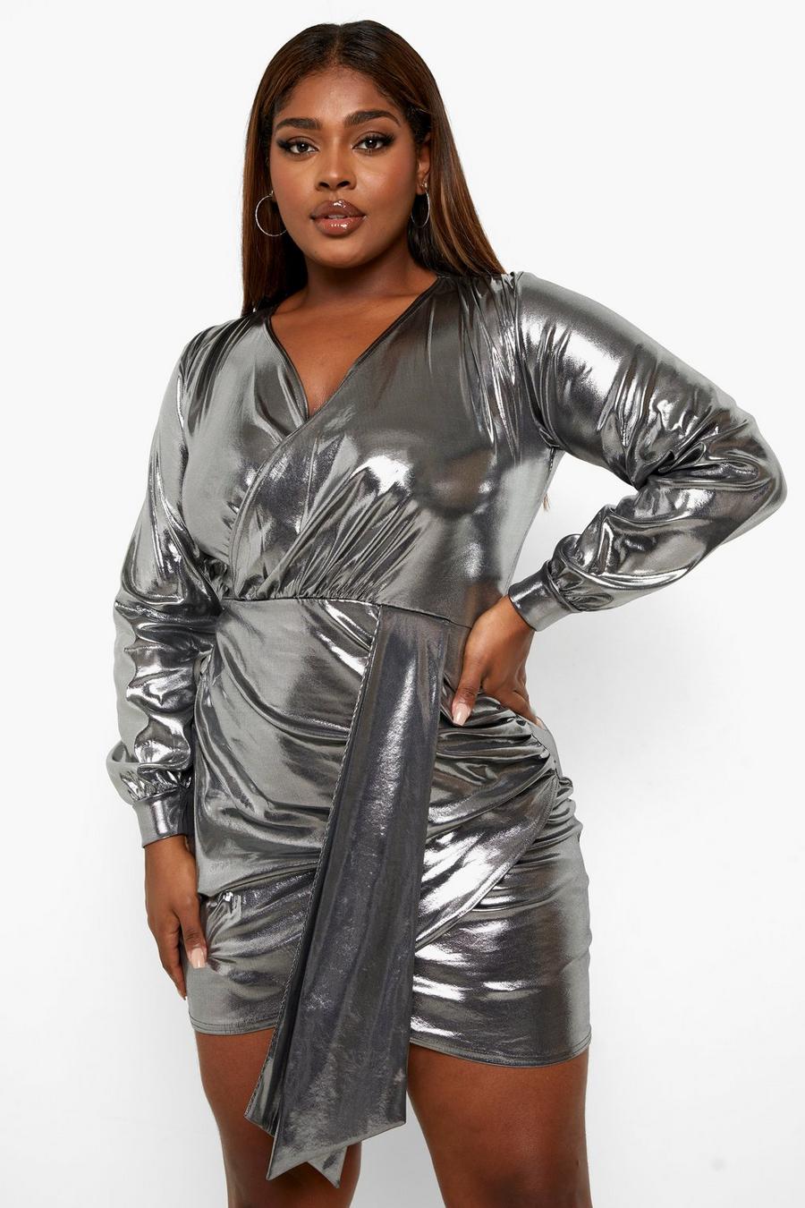 Plus metallisches drapiertes Bodycon-Kleid, Silver image number 1