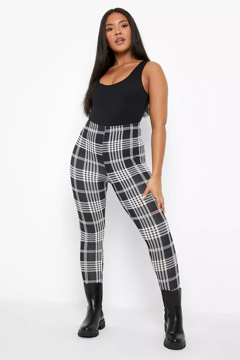 Plus Size Plaid Leggings - Black