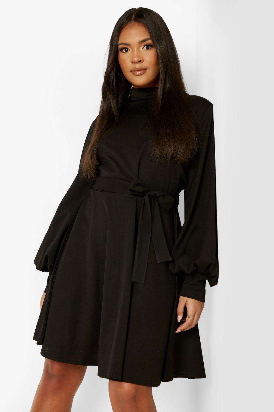 שחור שמלת סקייטר עם צווארון גבוה ושרוולים בסגנון בלוזון מידות גדולות image number 1