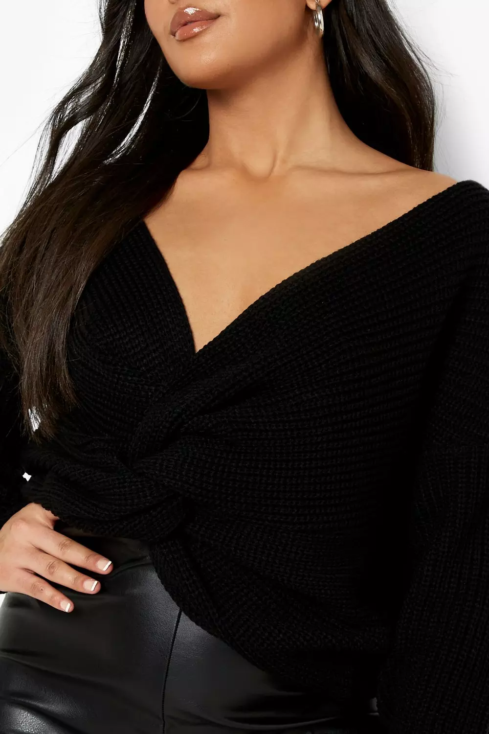 Black twist front clearance jumper