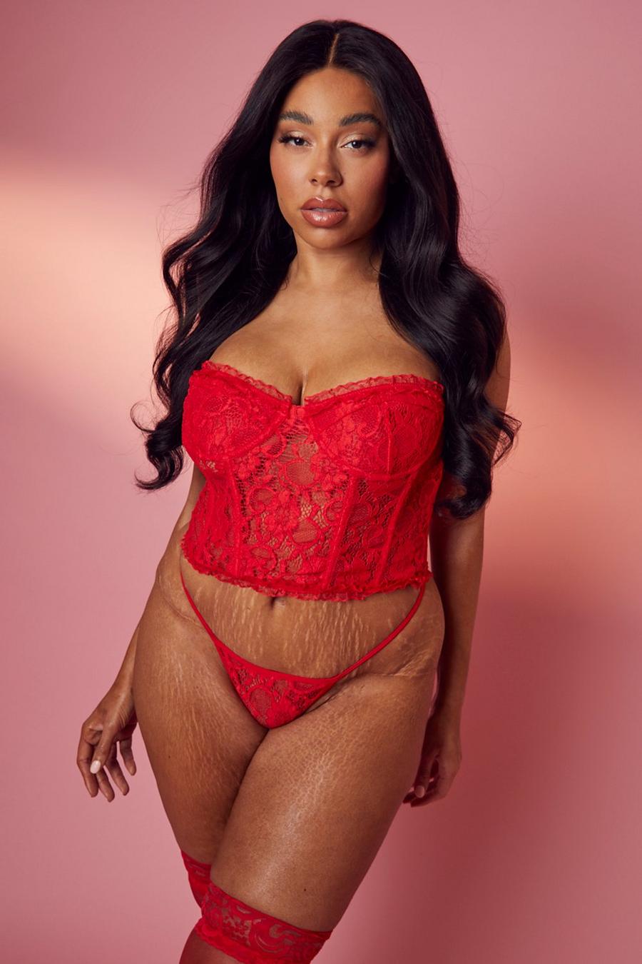 Red Plus Lace Corset image number 1
