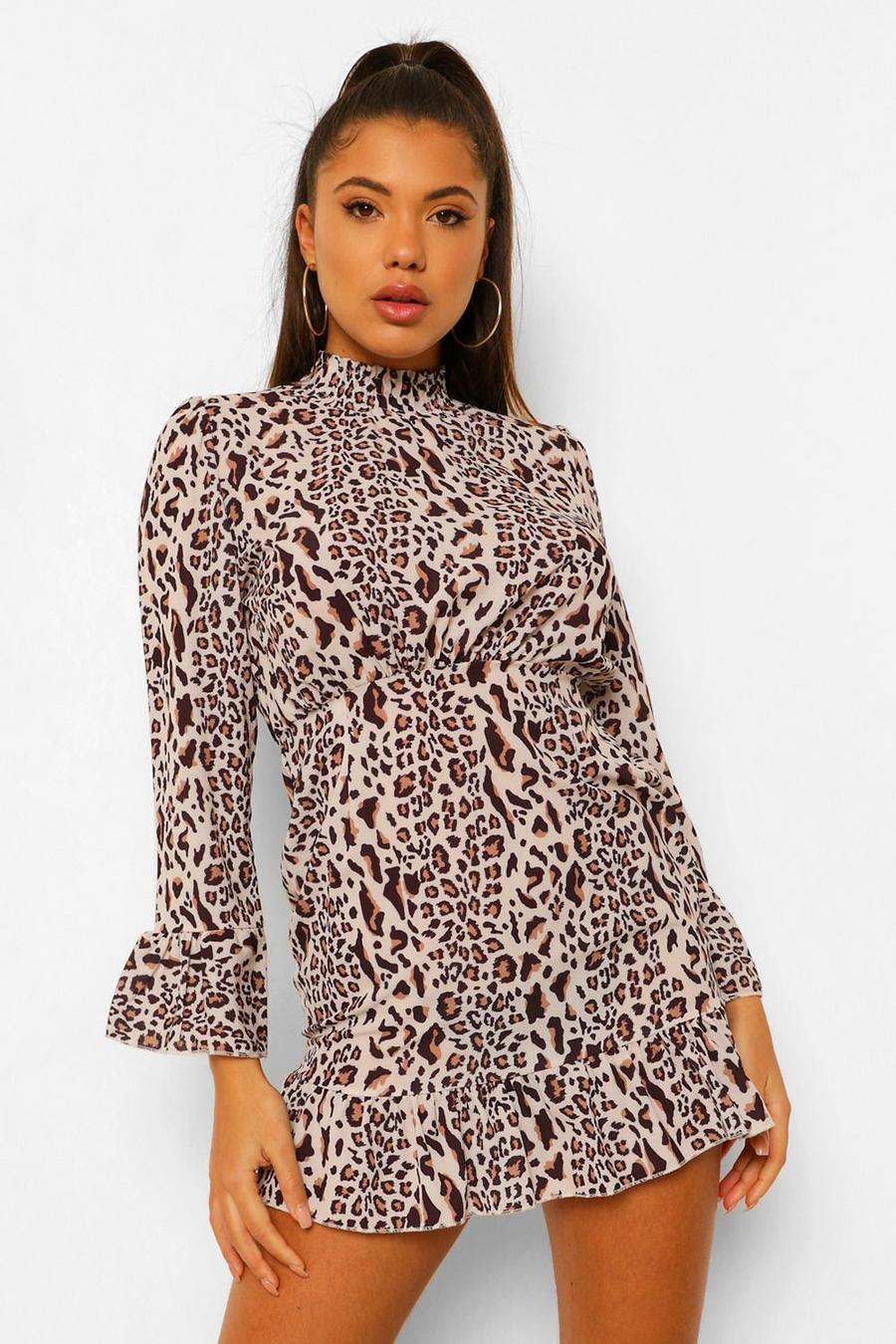 Vestido estilo blusón con estampado de leopardo y dobadillo de volantes, Petite, Marrón image number 1