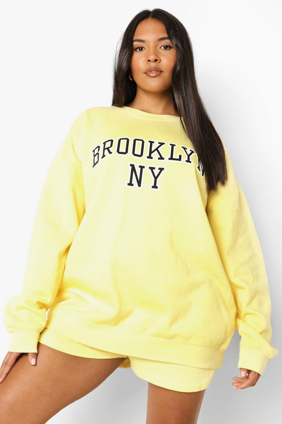 צהוב סווטשירט אוברסייז עם כיתוב Brooklyn למידות גדולות image number 1