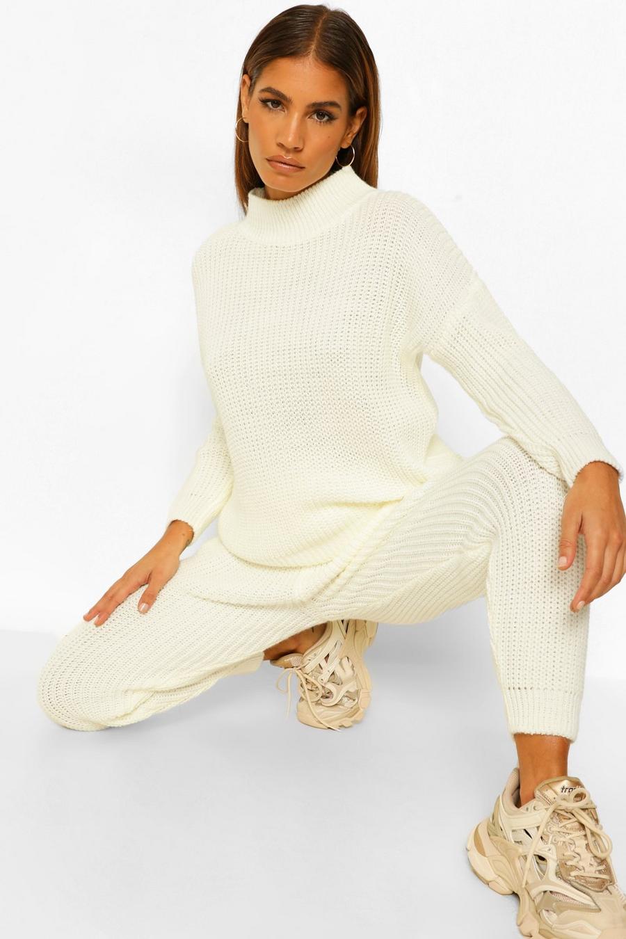 Petite Chunky Knit Jumper and Jogger Co-Ord image number 1