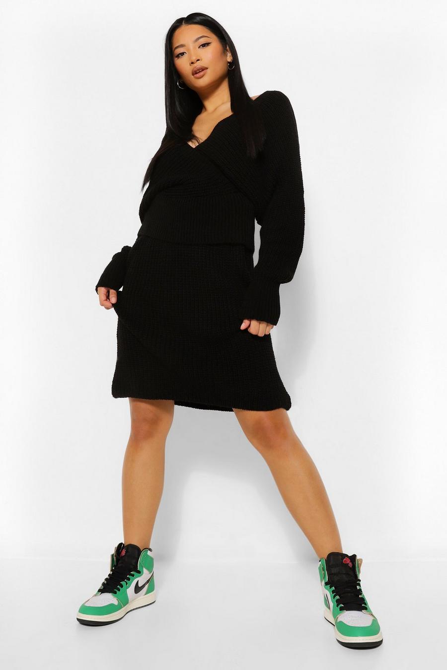 Black Petite - Stickad omlottopp och kjol image number 1