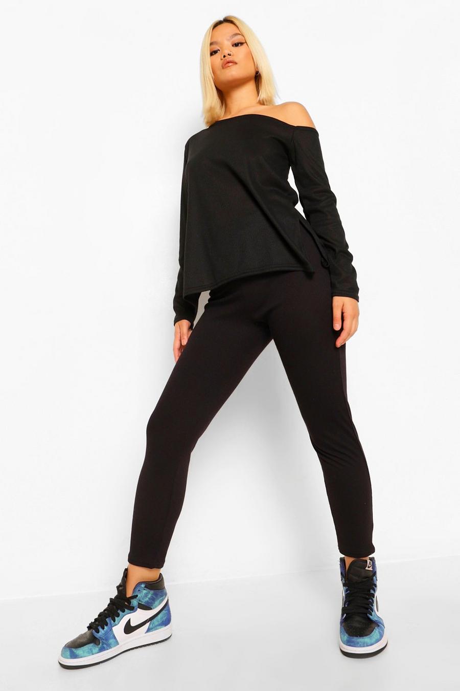 Conjunto de leggings y cuello estilo Bardot en canalé suave Petite, Negro image number 1