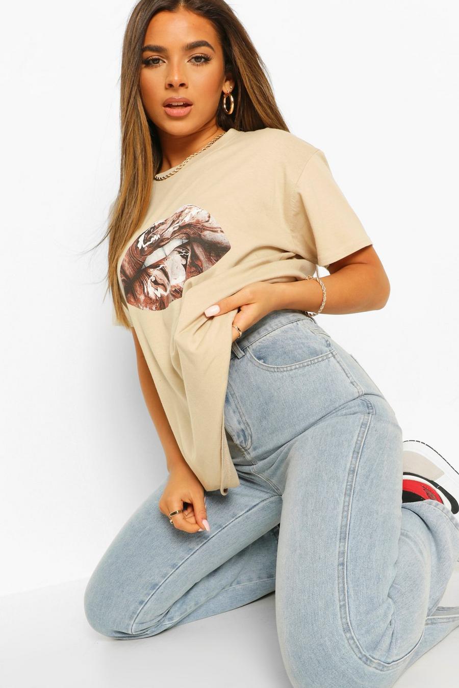 Sand Petite Marble Print Lips T-Shirt image number 1