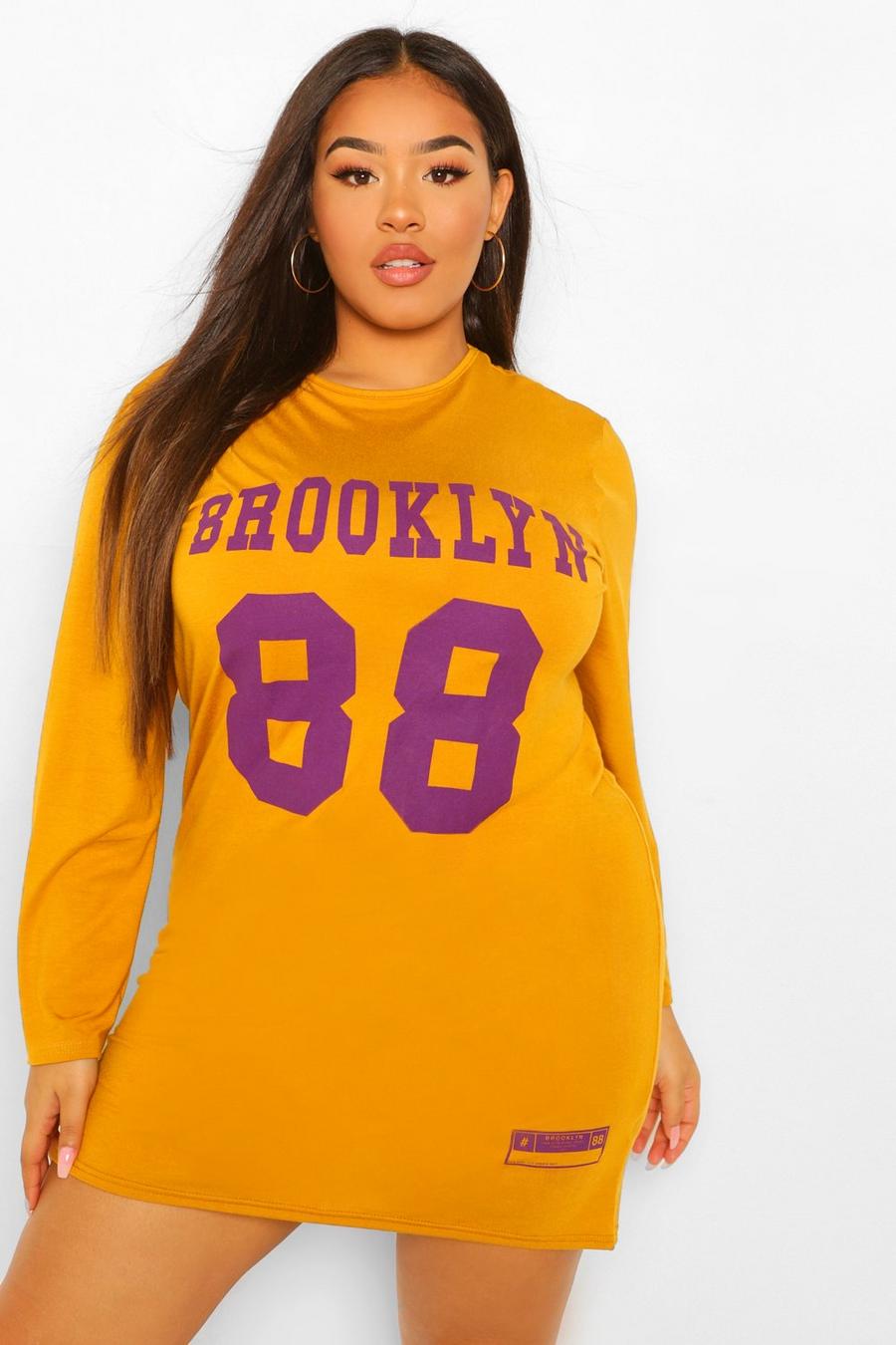 חרדל שמלת טישרט בסגנון חולצת כדורסל עם כיתוב Brooklyn למידות גדולות image number 1