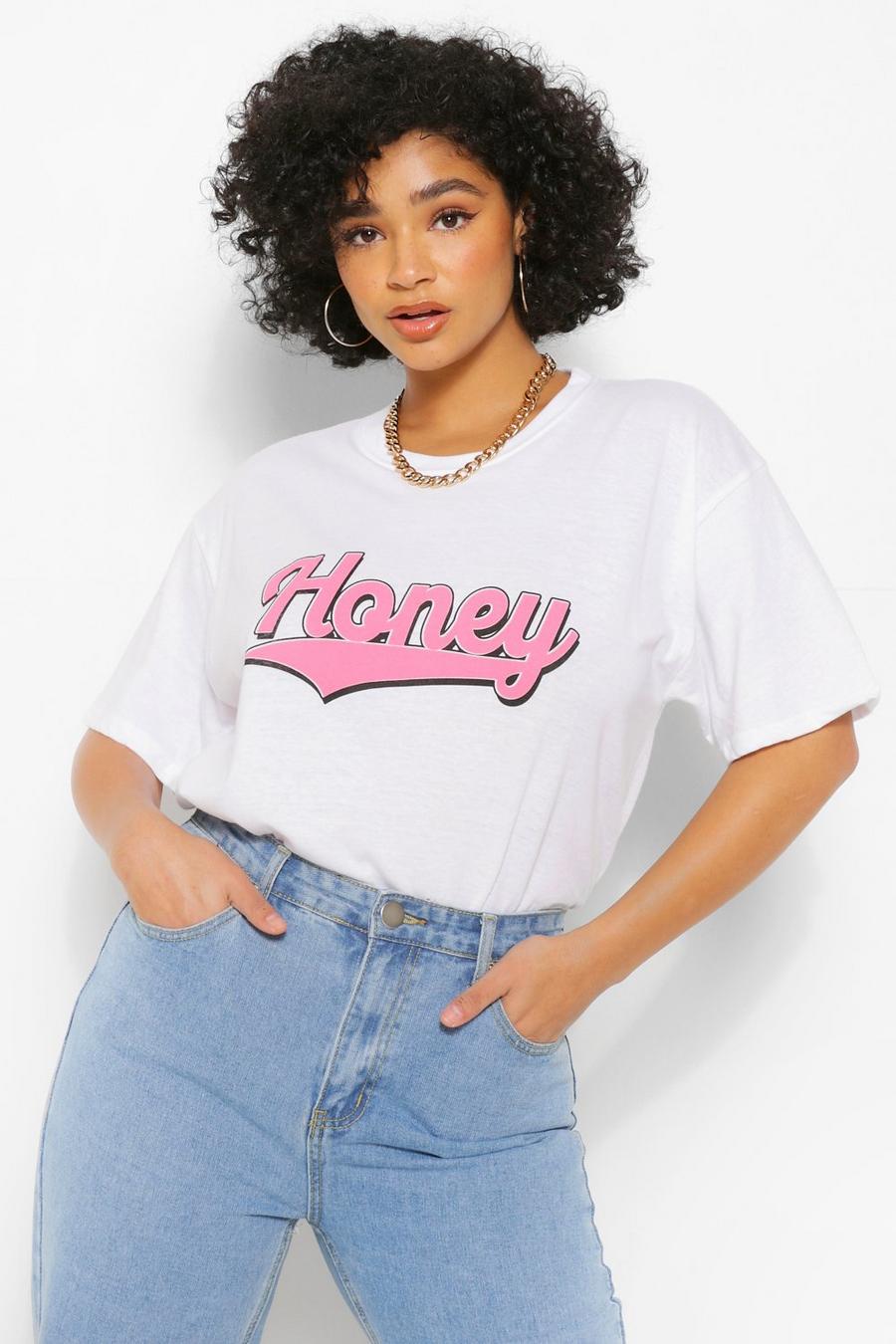 White Plus - "Honey" T-shirt med tryck image number 1