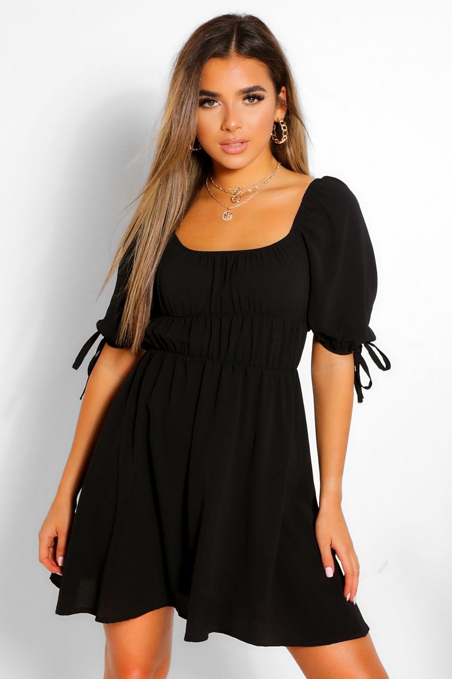 Zwart Petite gesmokte jurk met ballonmouwen image number 1