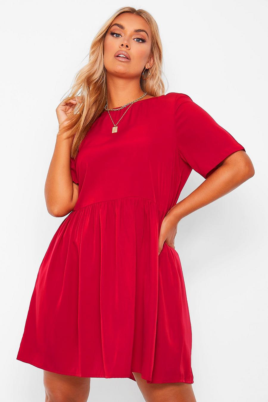 Berry Plus - Klänning i vävt tyg med veckad kjol image number 1