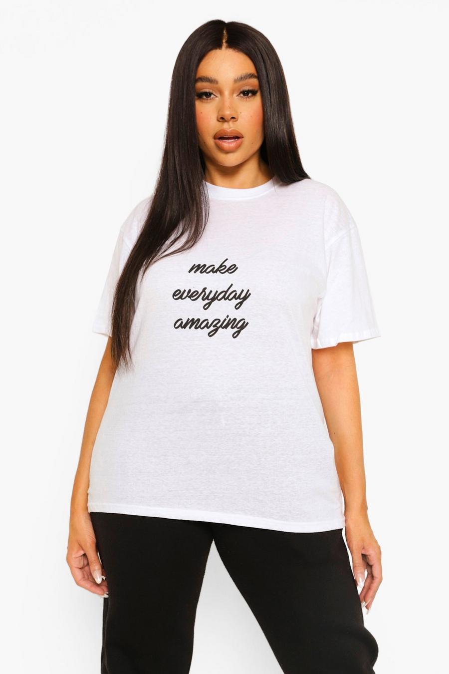 White Plus - Amazing T-shirt med slogan