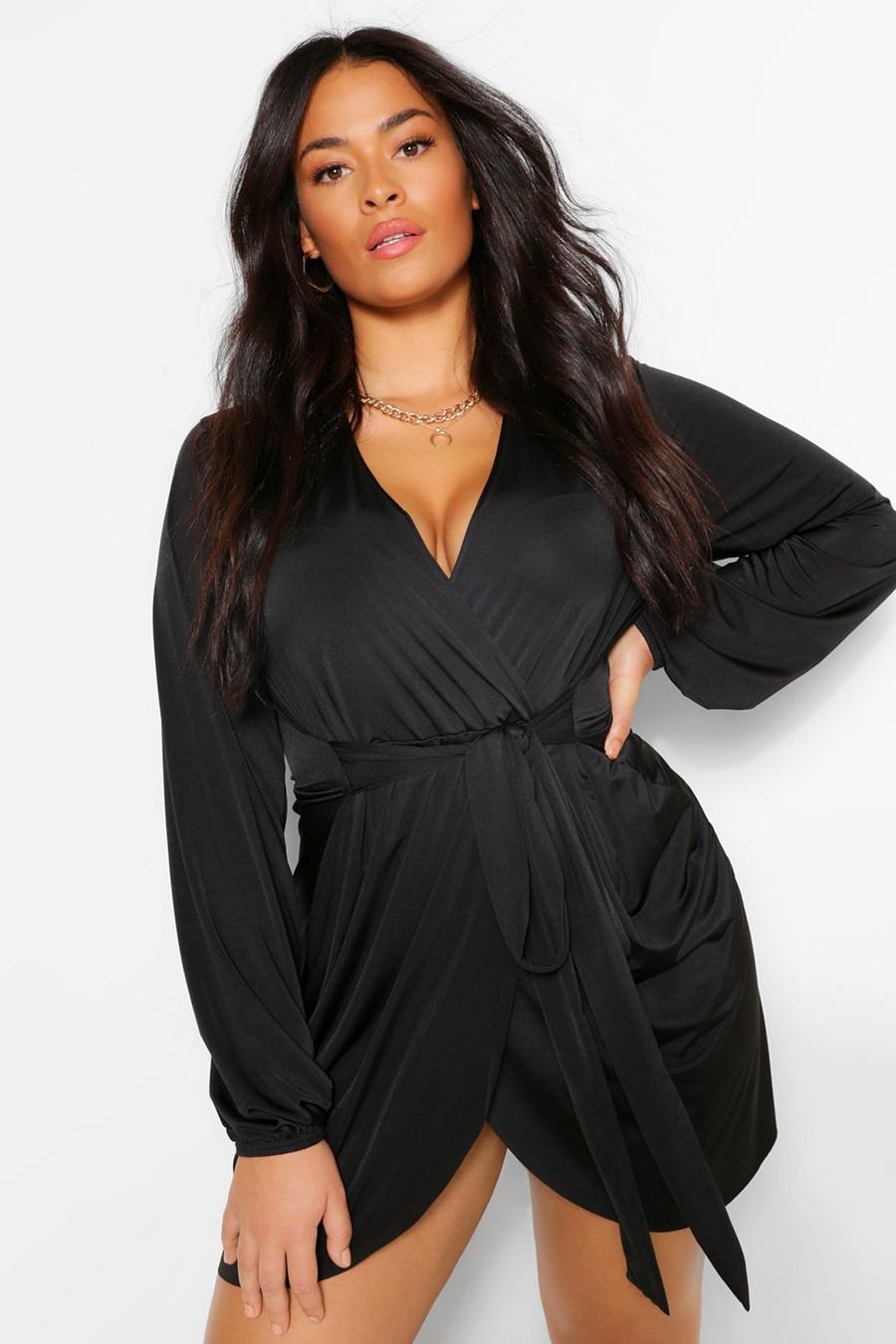 Black Plus Omlottklänning i glansigt tyg med knytskärp image number 1