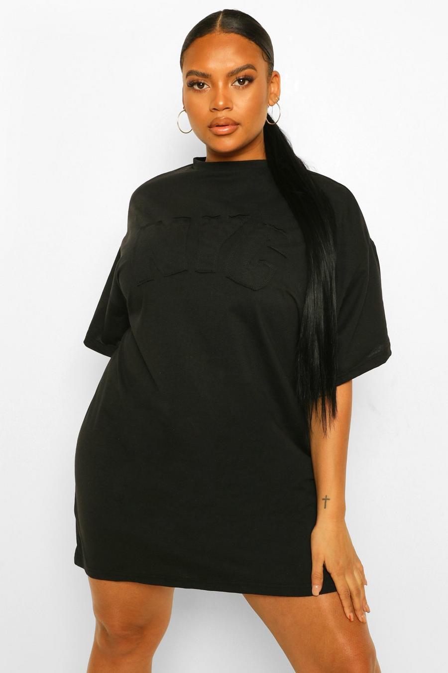 Plus Übergroßes T-Shirt-Kleid mit „NYC“-Stickerei, Schwarz image number 1