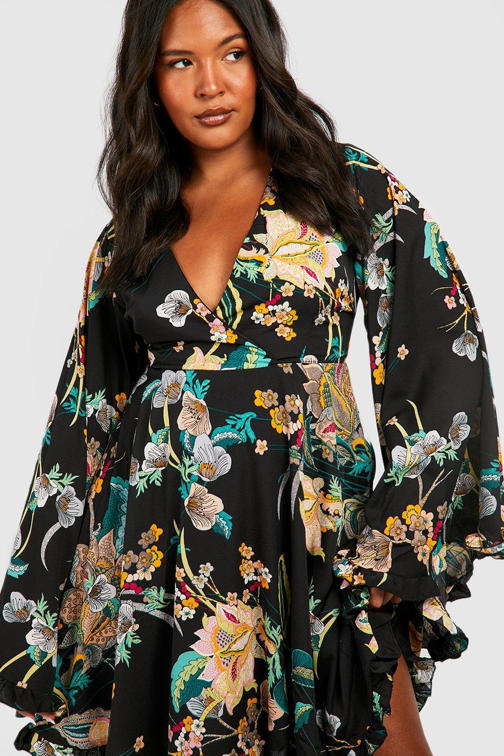 Plus Paisley Floral Wide Sleeve Skater Dress | boohoo