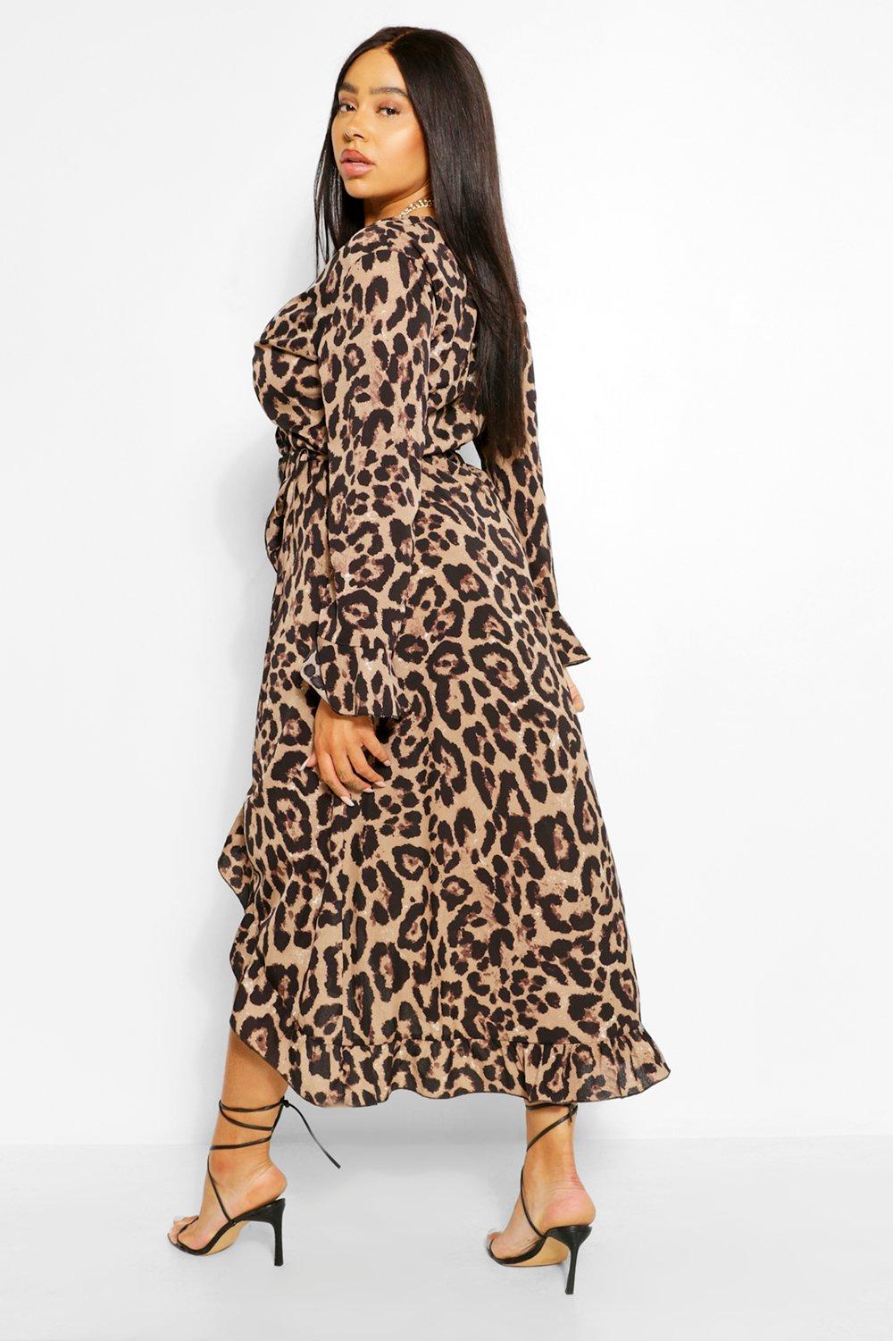 Boohoo plus sale leopard print dress