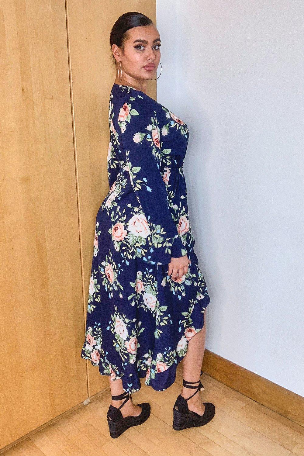 boohoo ruffle wrap midi dress in floral