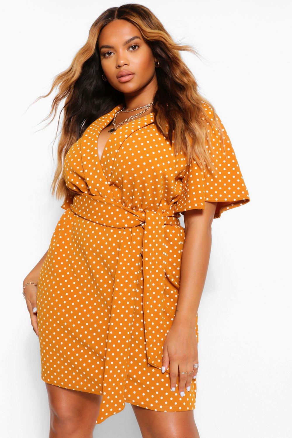 Women s Plus Polka Dot Self Belted Wrap Dress Boohoo UK