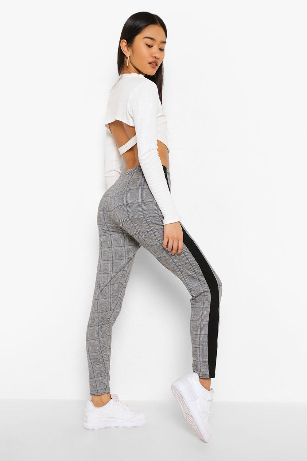Petite Legging a carreaux avec bande laterale boohoo FR