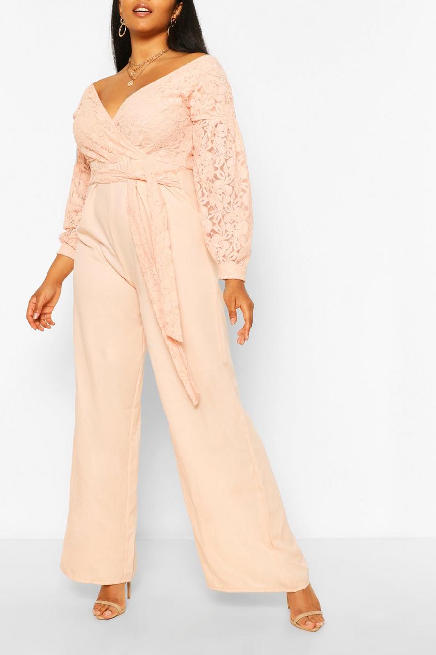 Blush rosa Plus - Off shoulder-jumpsuit med spets och vida ben